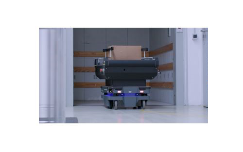 Interroll Launches Conveyor Module for MiR Robots, Optimizes Own Internal Logistics in 24/7 Operations
